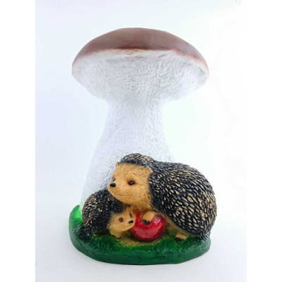 Гриб подосиновик с ежами и яблоком Фигурка садовая